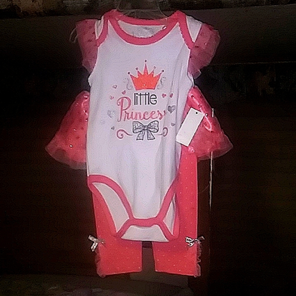 Dog Darlings. Outfit